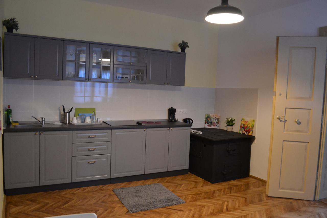 Casa Krone - Piata Sfatului Brasov Ngoại thất bức ảnh