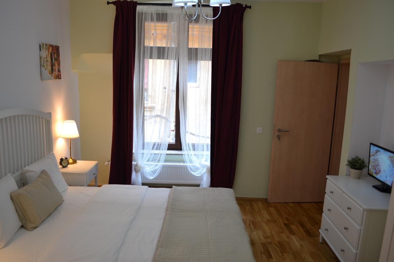 Casa Krone - Piata Sfatului Brasov Ngoại thất bức ảnh