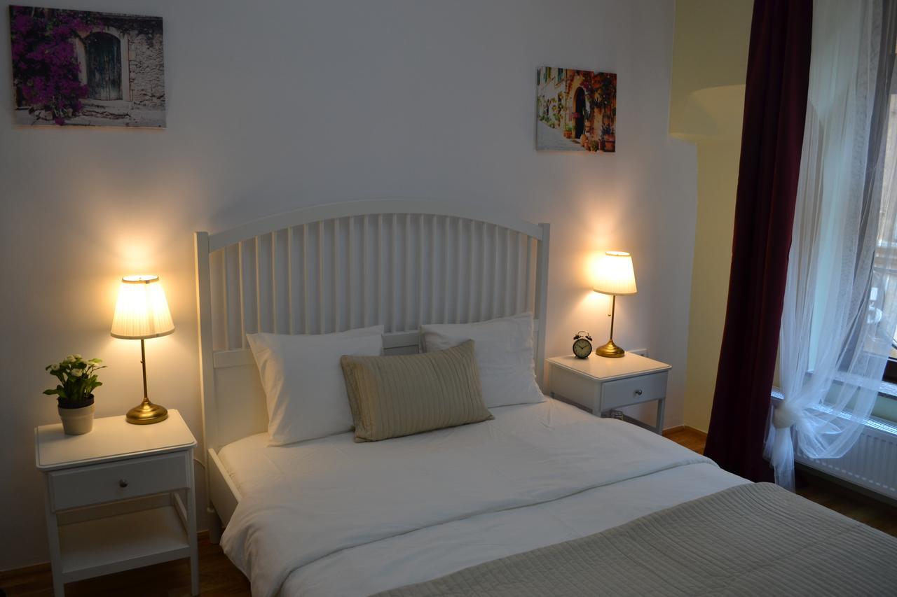 Casa Krone - Piata Sfatului Brasov Ngoại thất bức ảnh