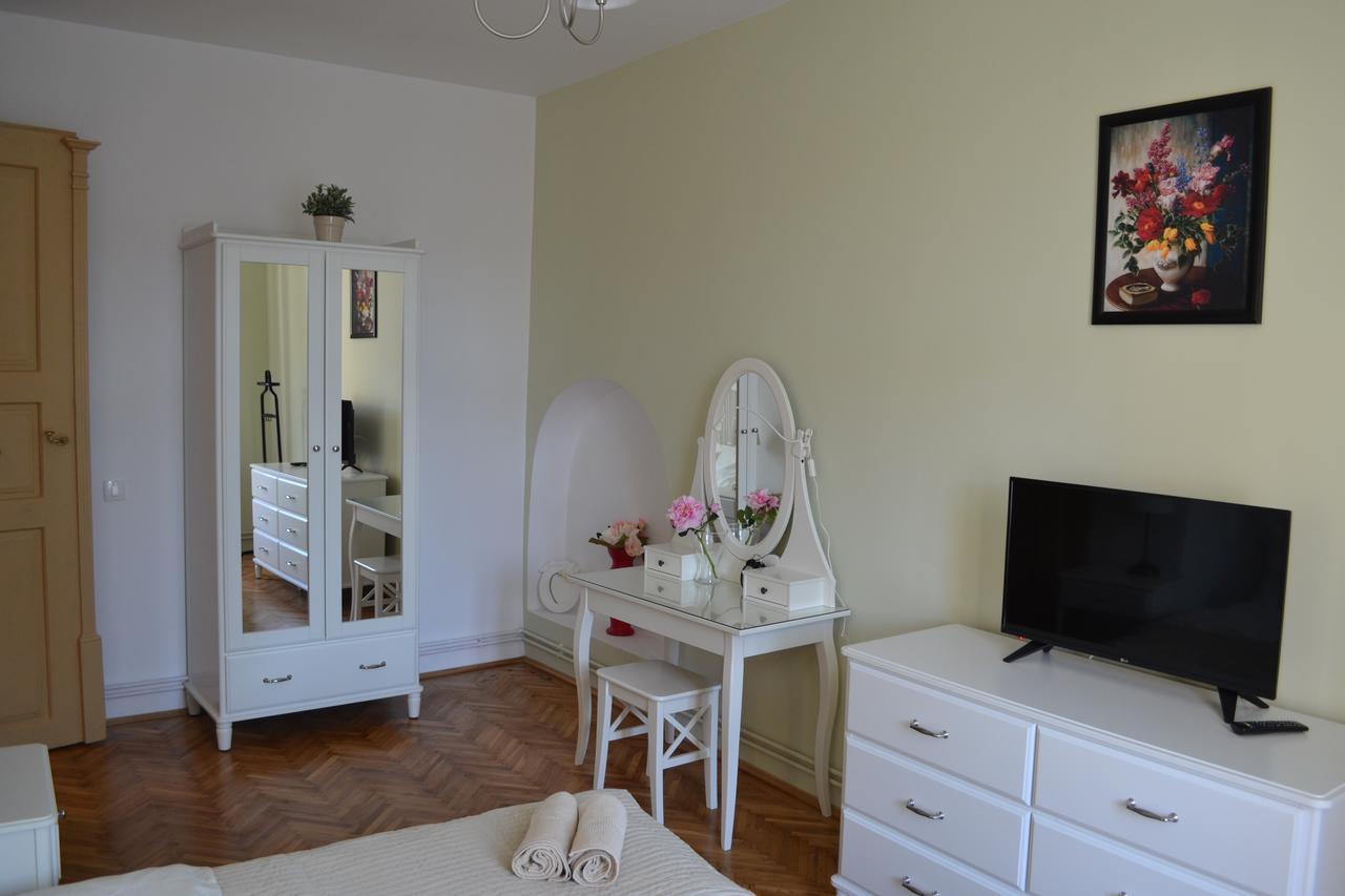 Casa Krone - Piata Sfatului Brasov Ngoại thất bức ảnh