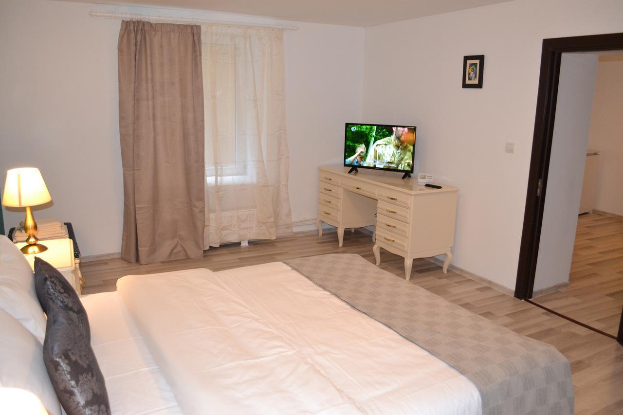 Casa Krone - Piata Sfatului Brasov Ngoại thất bức ảnh